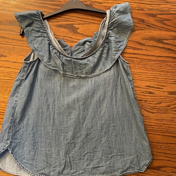 Gap Ruffle Sleeveless soft Denim Top - Picture 5 of 5